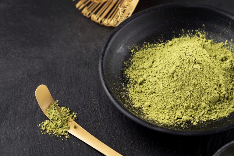 Read more about the article Kínai ceremoniális ORGANIC Matcha – a tiszta zöld energia művészete